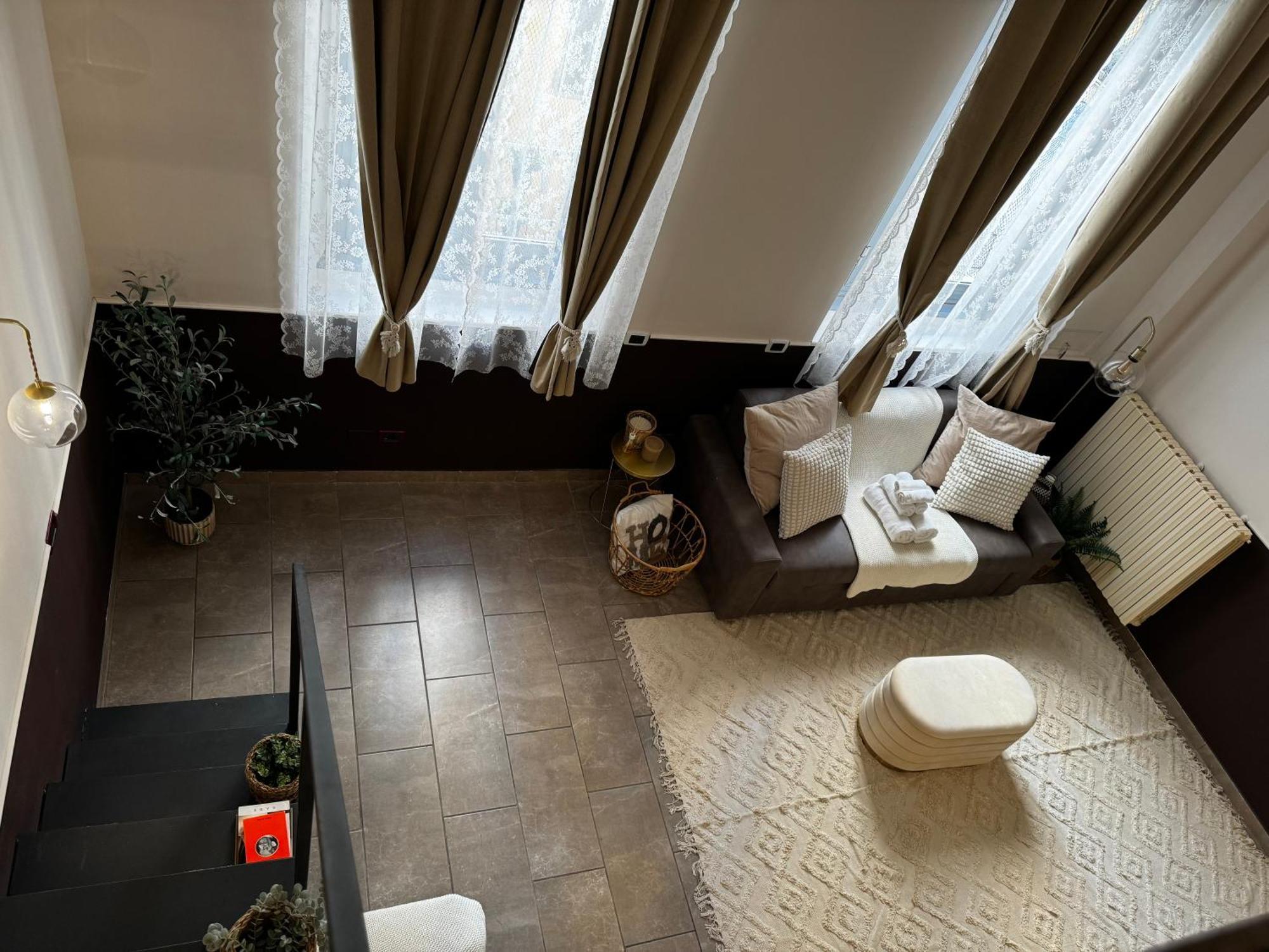 Regina Milano In Verona - Sky Tv, Wifi E Breakfast Box Lägenhet Exteriör bild