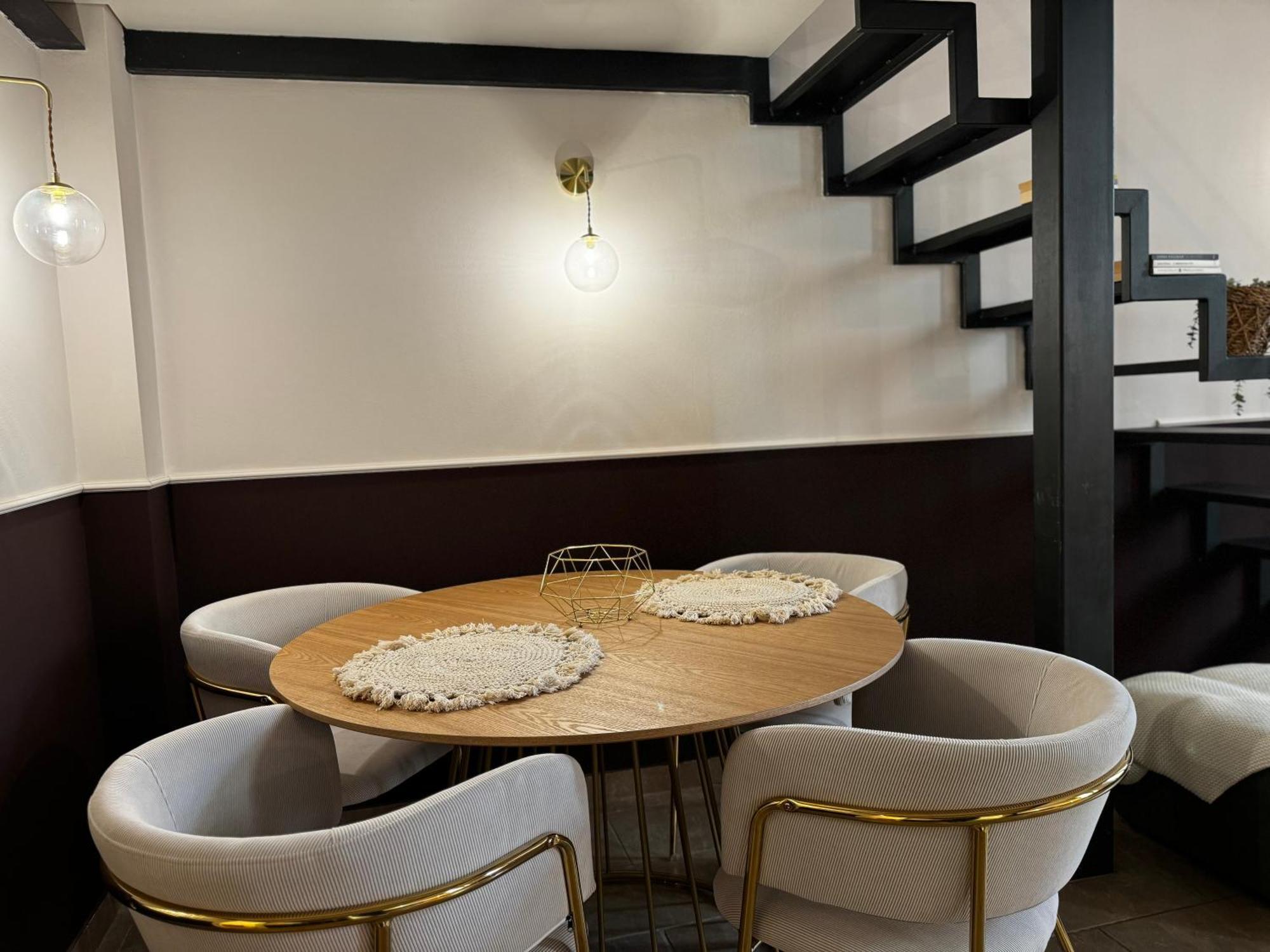 Regina Milano In Verona - Sky Tv, Wifi E Breakfast Box Lägenhet Exteriör bild